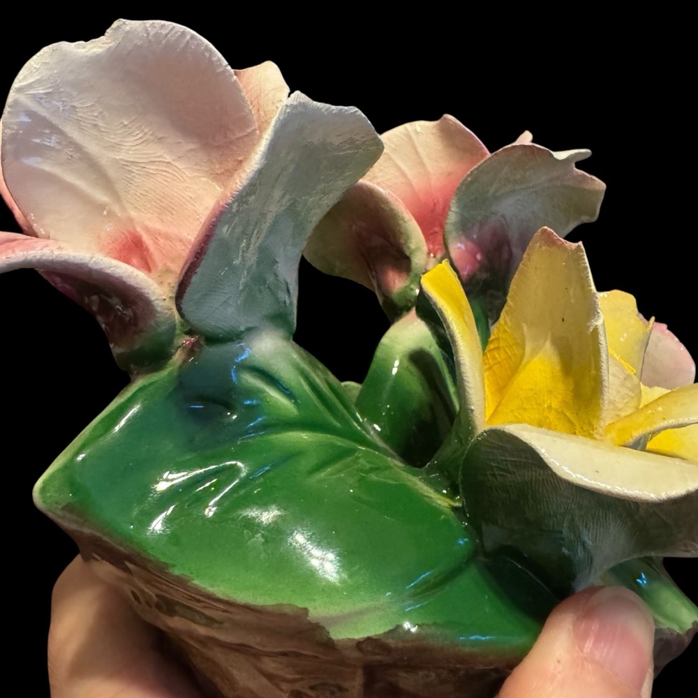 Vintage Capodimonte Italy Porcelain Flower Bouquet in Basket - Picture 14 of 14